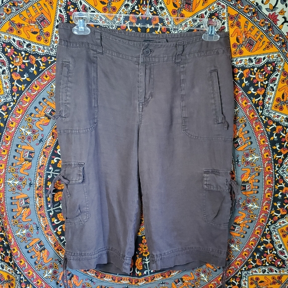 Focus Clothing - French Linen Cargo Capri  FINAL SALE ITEM main image 1